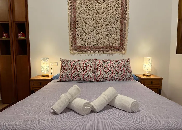 Charming Albaicin Patio Flat Free Onsite Parking