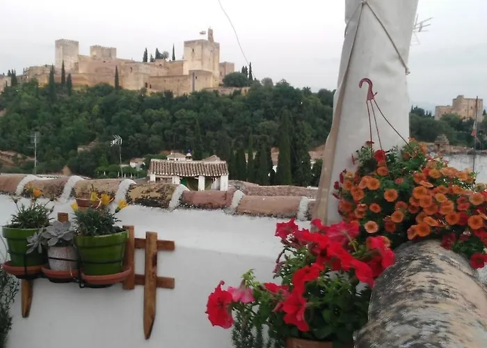 Penthouse 170 M2 Facing Alhambra & Privateterrace