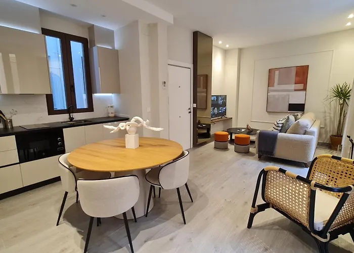 Suspiro 101 Cosmopolitan Loft