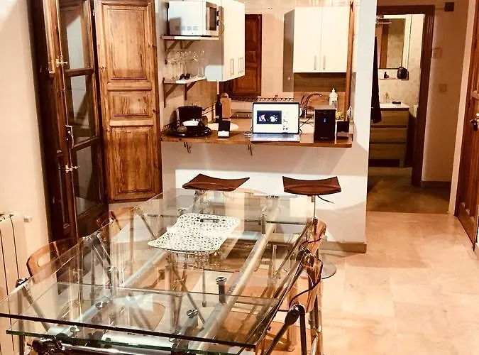 Charming Apartments De Gomerez