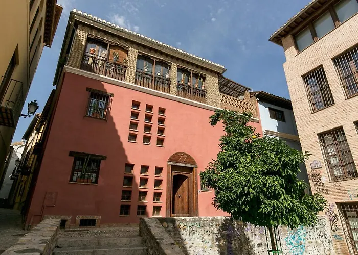 Charming Andalusian House - Free Parking