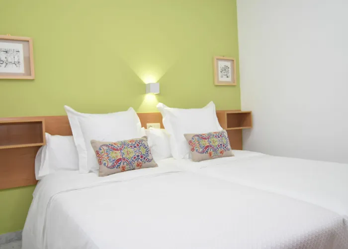 Granada Toro Apartment