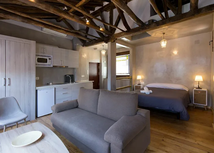 Los Lobos Suites Apartamentos