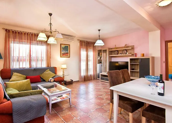Tuanfitrion Apartment Loarte