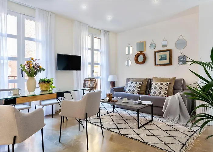 Genteel Home Reyes Catolicos