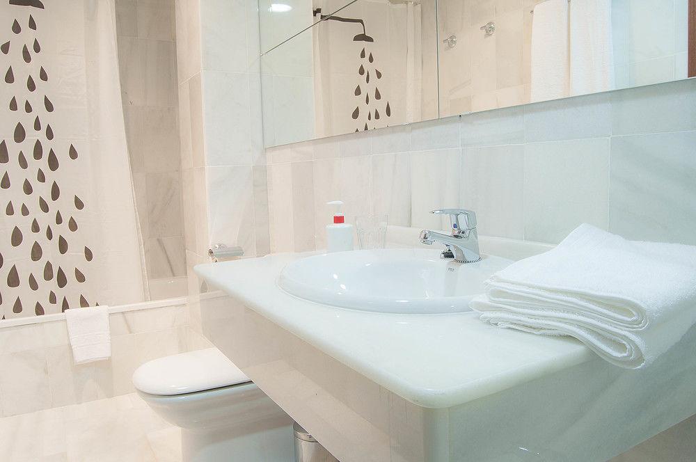 Hotel Catedral Plaza 3000 3*
