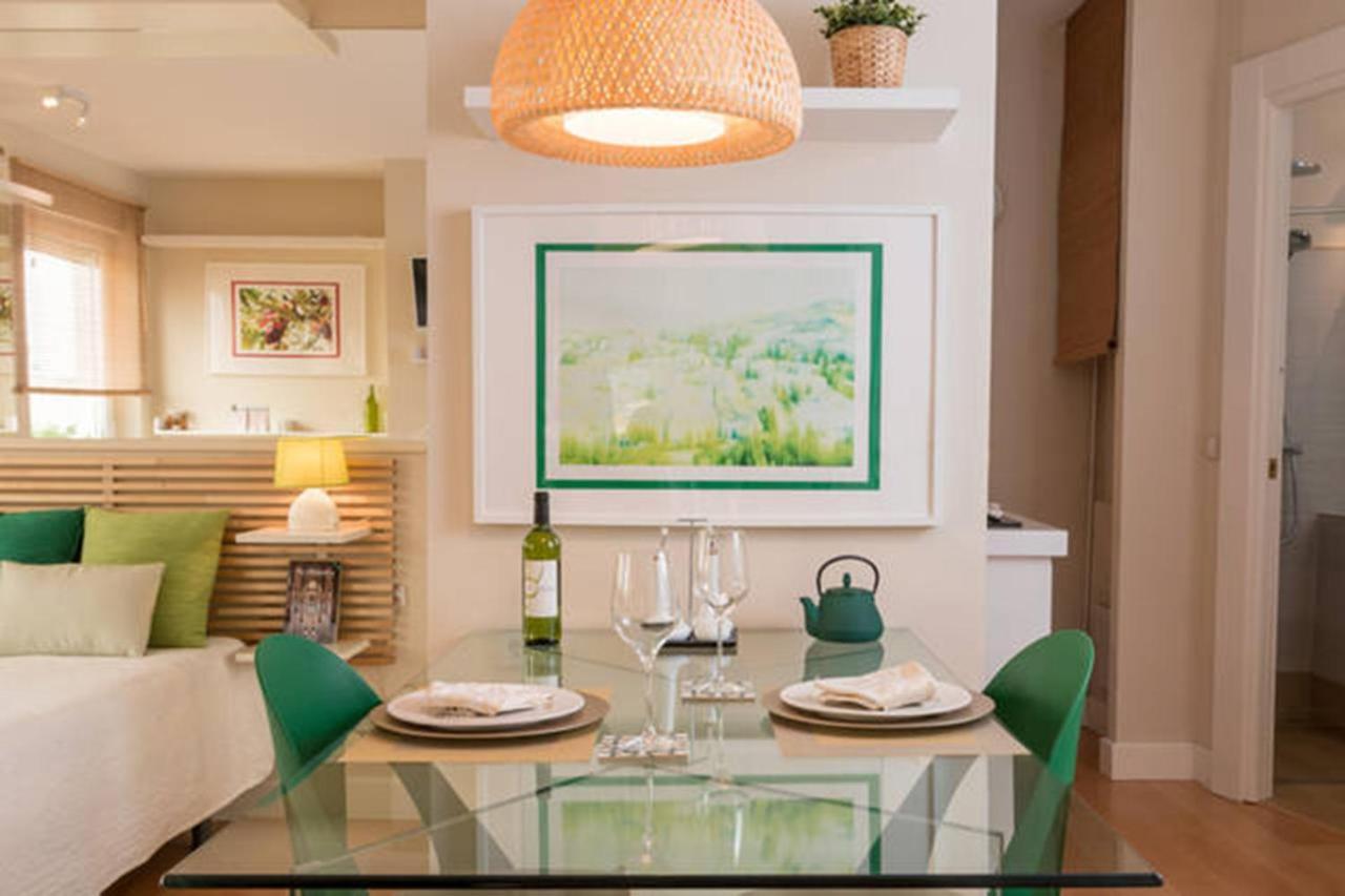 Apartamento Apartasuite Deluxe Centro Histórico ático Tranquilo Con Terrazas A Pie De Calle Granada