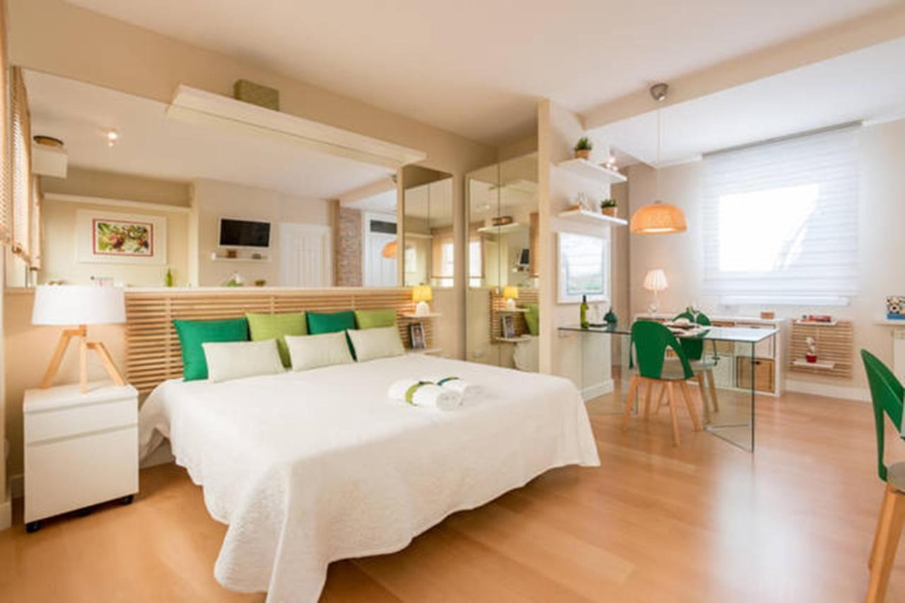 Apartasuite Deluxe Centro Histórico ático Tranquilo Con Terrazas A Pie De Calle