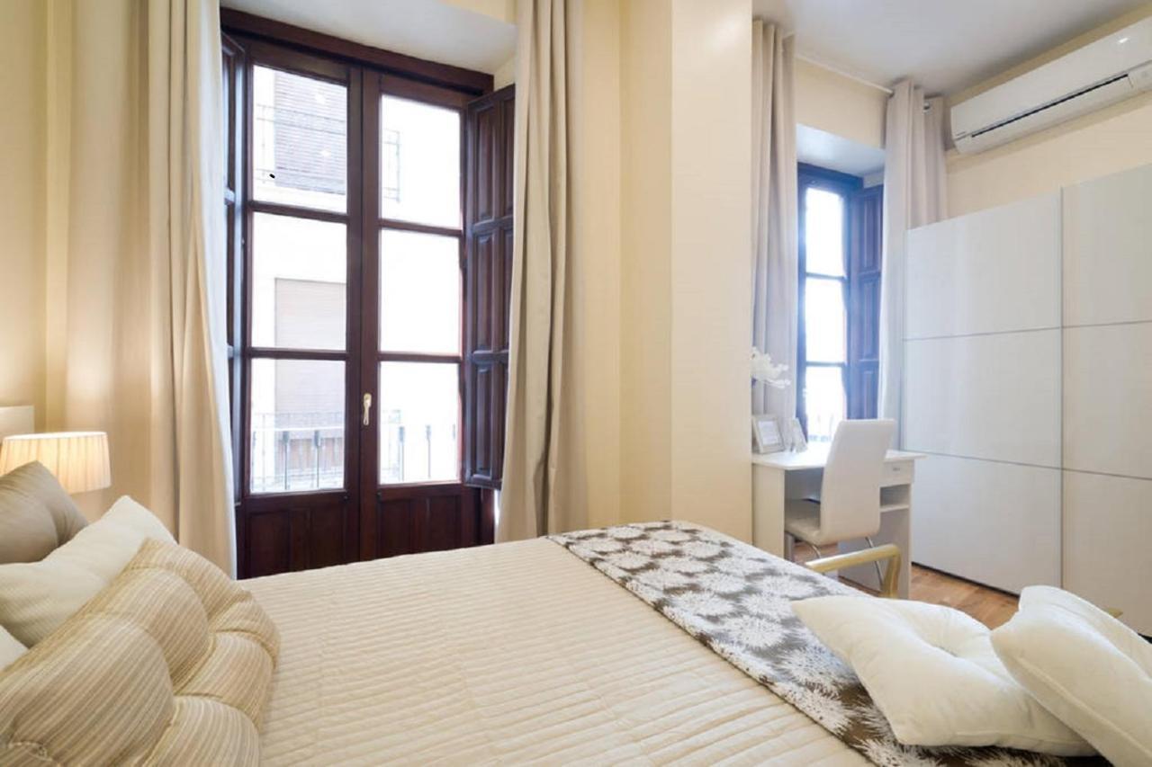 Apartamento Reyes Católicos I *