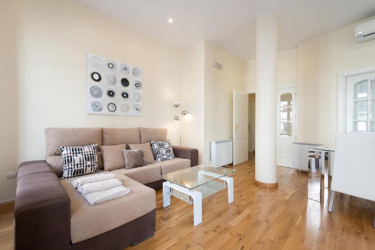 Apartamento Reyes Católicos I *