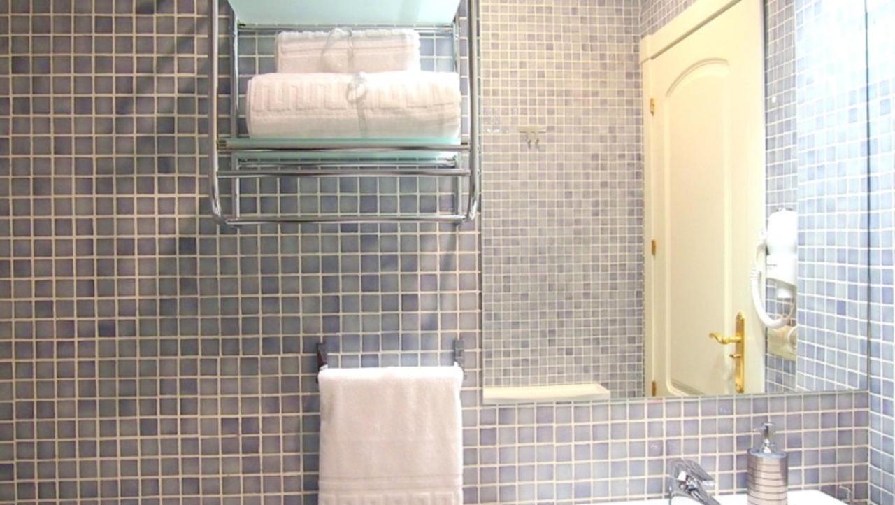 Apartamento Reyes Católicos Ii *