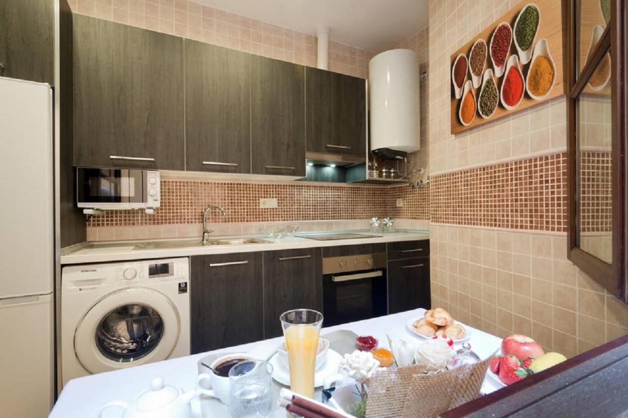 Apartamento Reyes Católicos I *