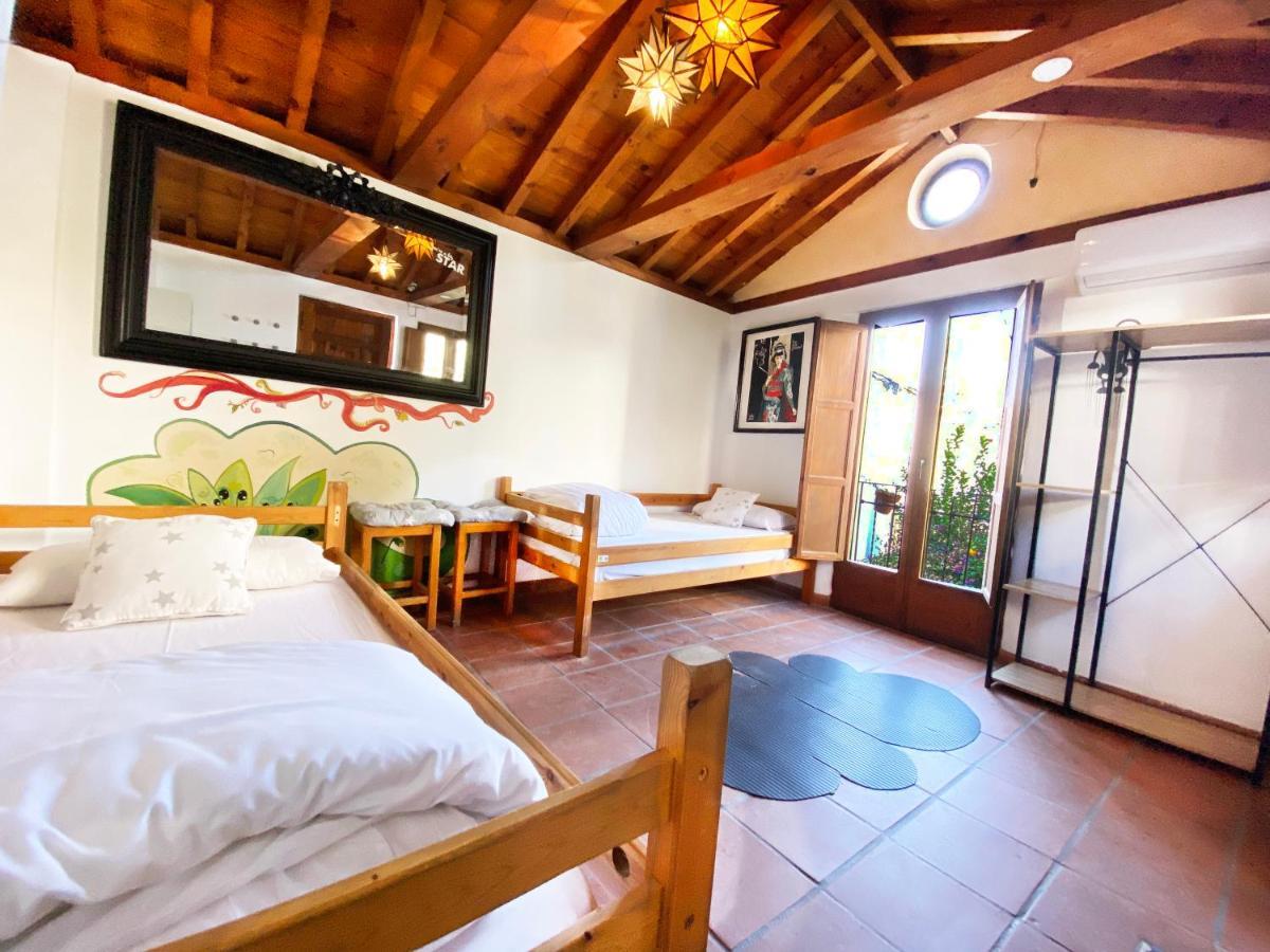 Makuto Coliving House Hostal