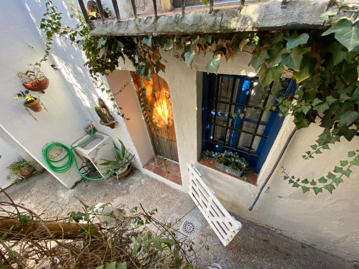 Makuto Coliving House Hostal
