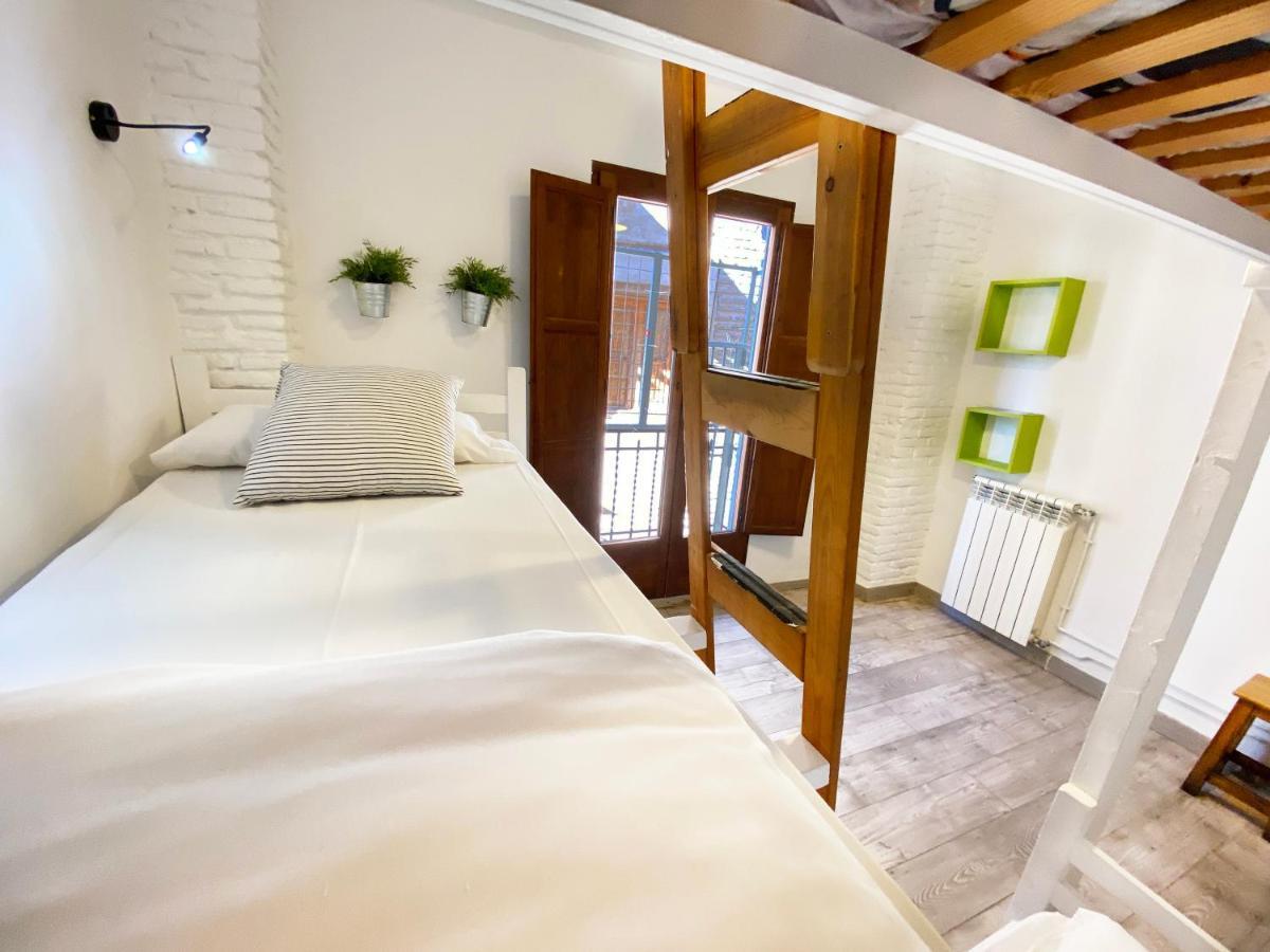 Makuto Coliving House Hostal *