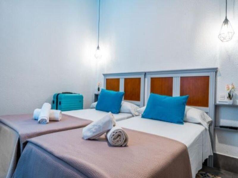 Veronica Hotel