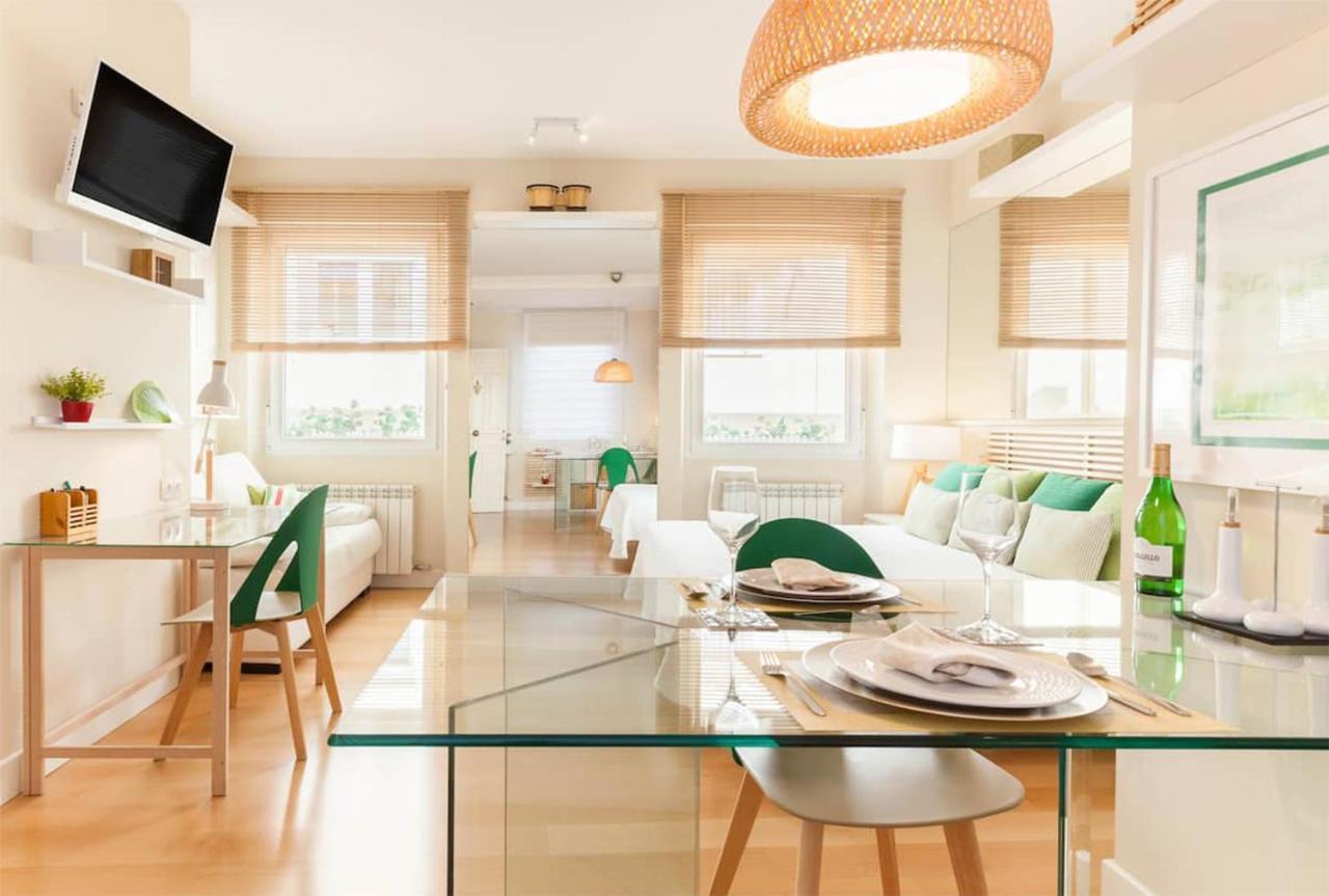 Apartasuite Deluxe Centro Histórico ático Tranquilo Con Terrazas A Pie De Calle