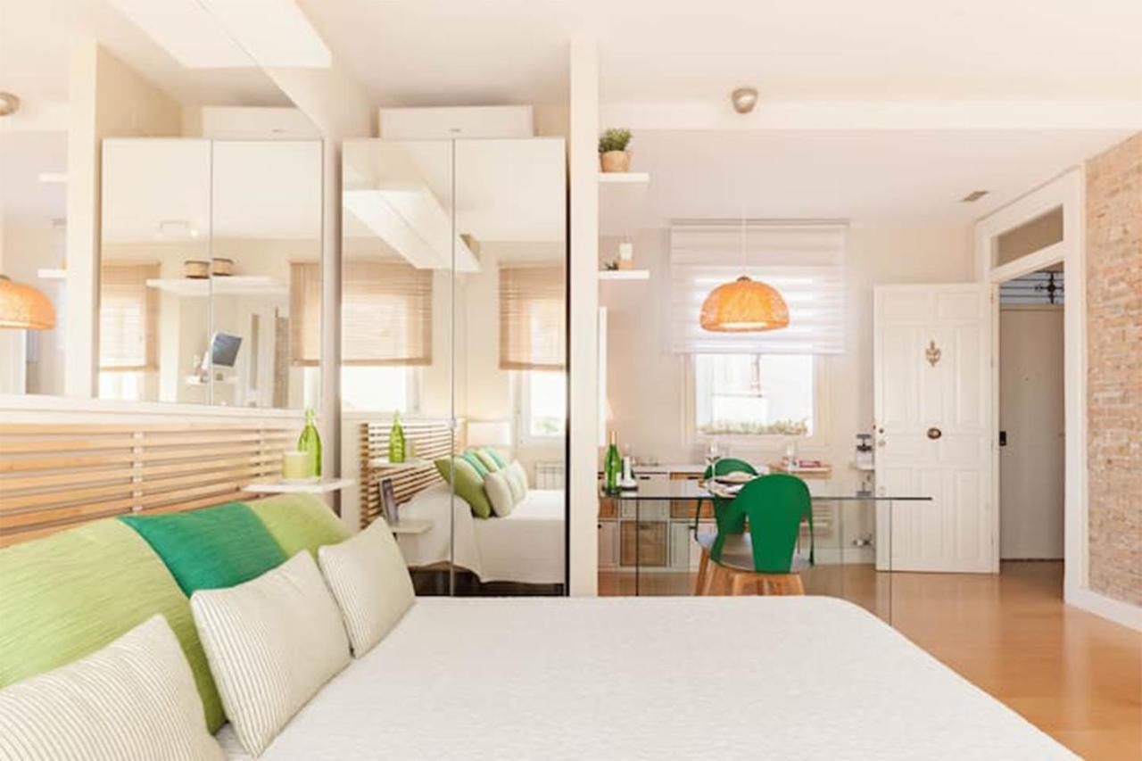 Apartamento Apartasuite Deluxe Centro Histórico ático Tranquilo Con Terrazas A Pie De Calle Granada