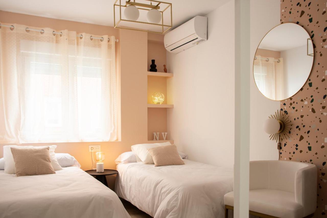 Duerme Junto A La Plaza De Toros De Granada. Apartamento *