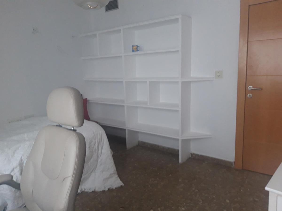 Habitación en casa particular Amplias En El Centro De *