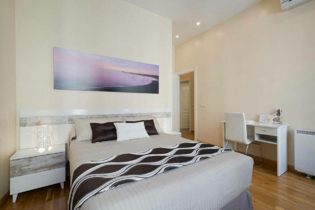 Apartamento Reyes Católicos Ii