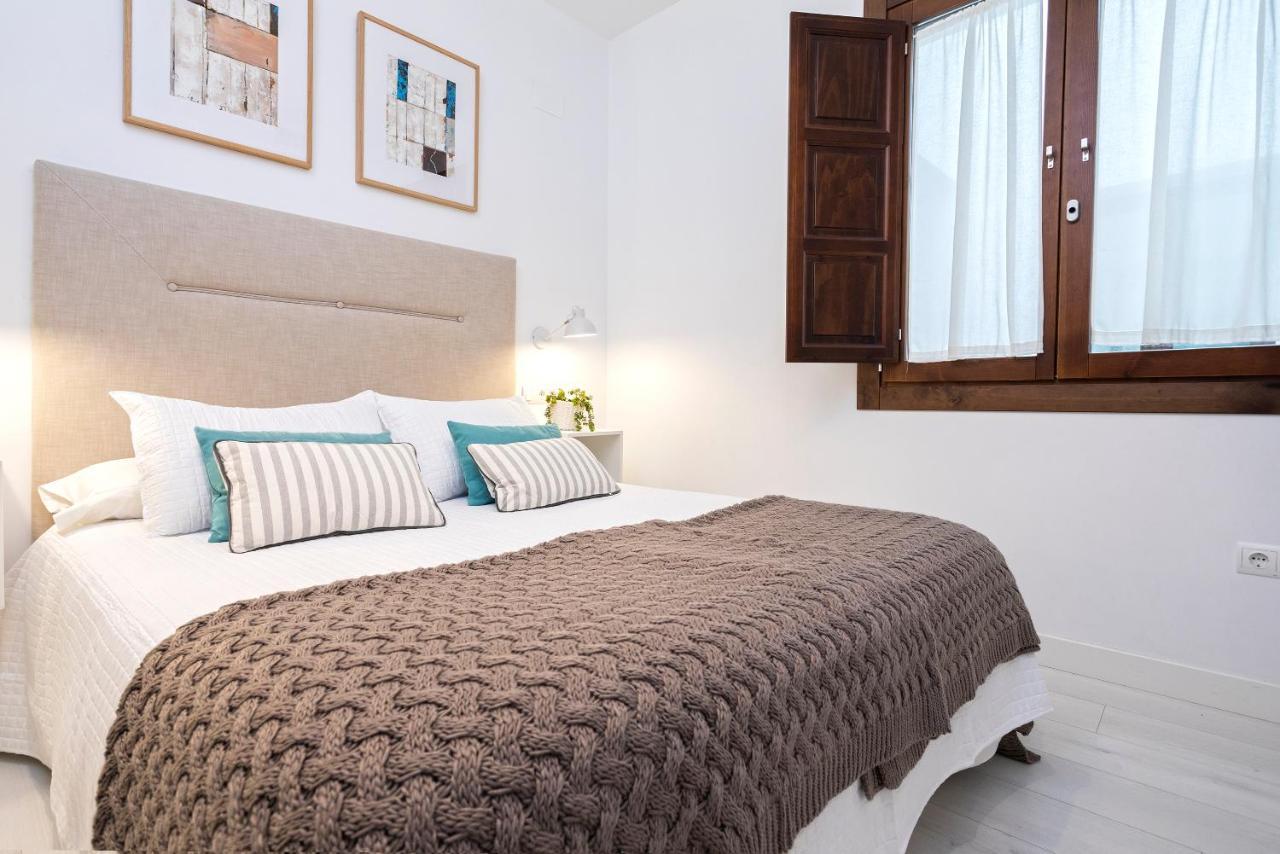 Genteel Zacatin Granada