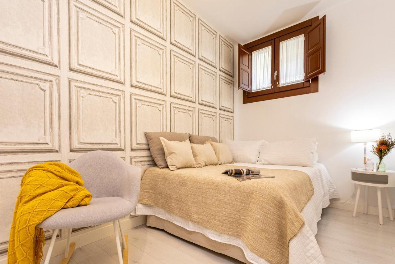 Genteel Zacatin Apartment *