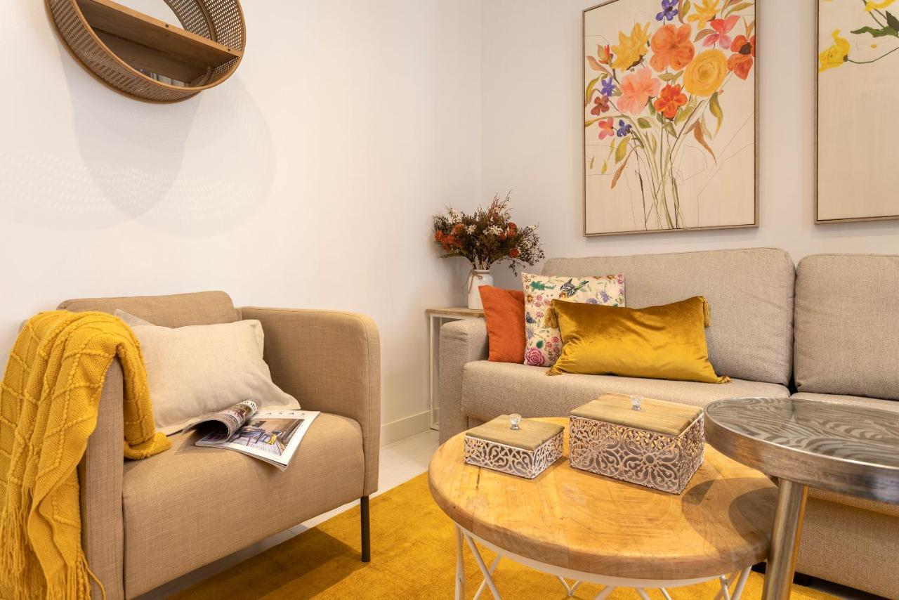 Genteel Zacatin Apartment