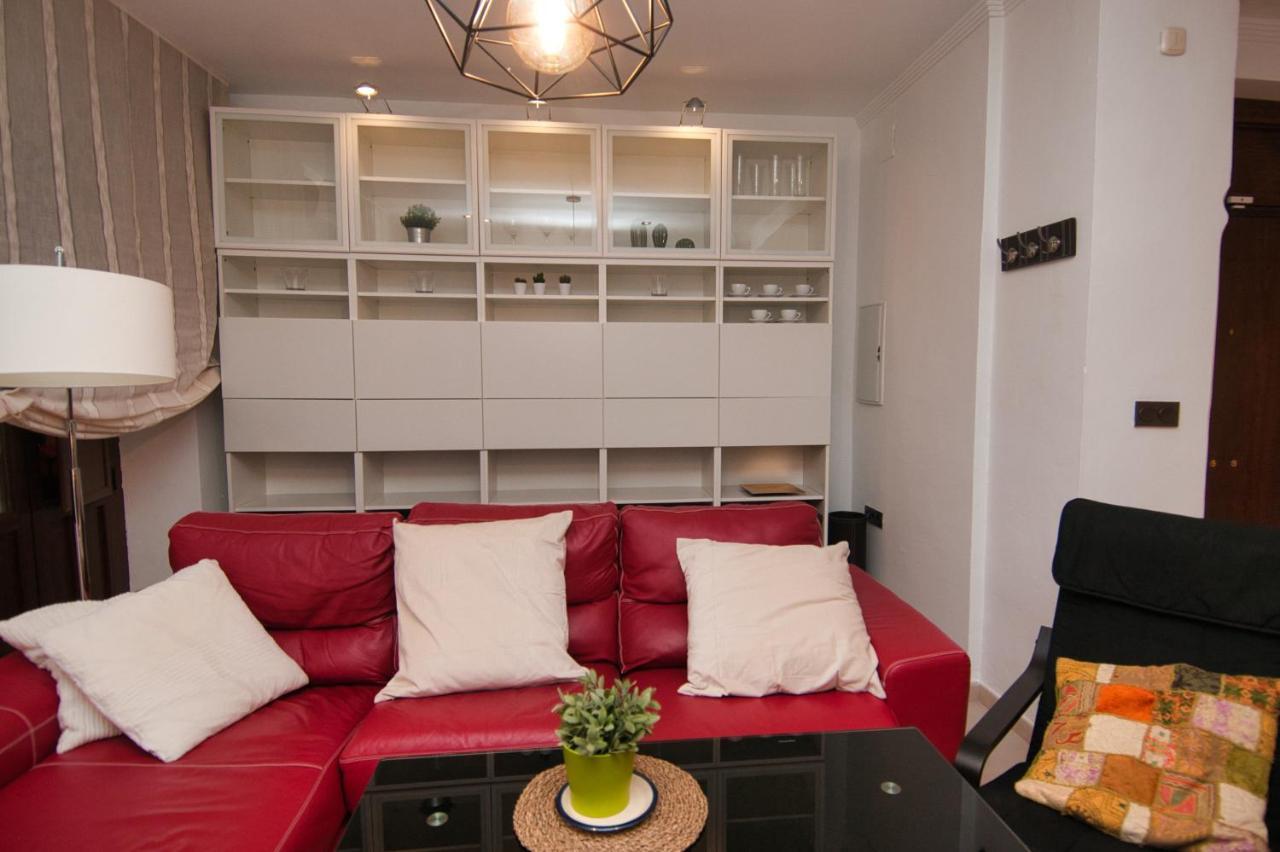 Apartment Almona 1 *