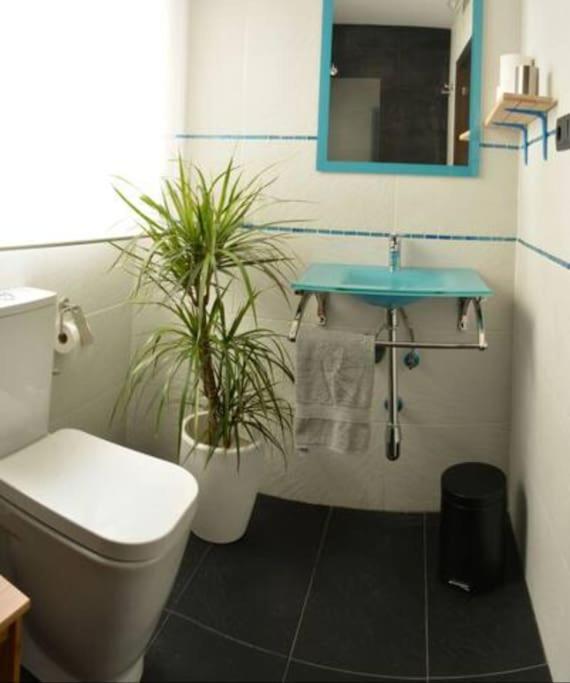 Bonito Ap Centrico Patio Wifi Parking Gratis. Apartamento