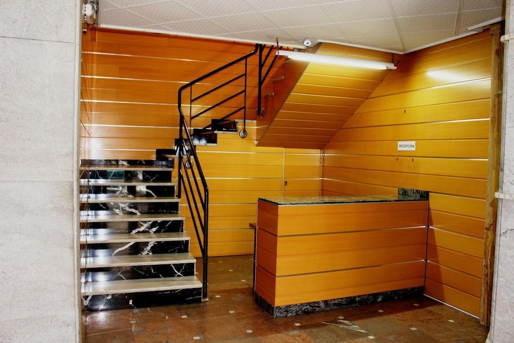 Hotel Intercentro 2*