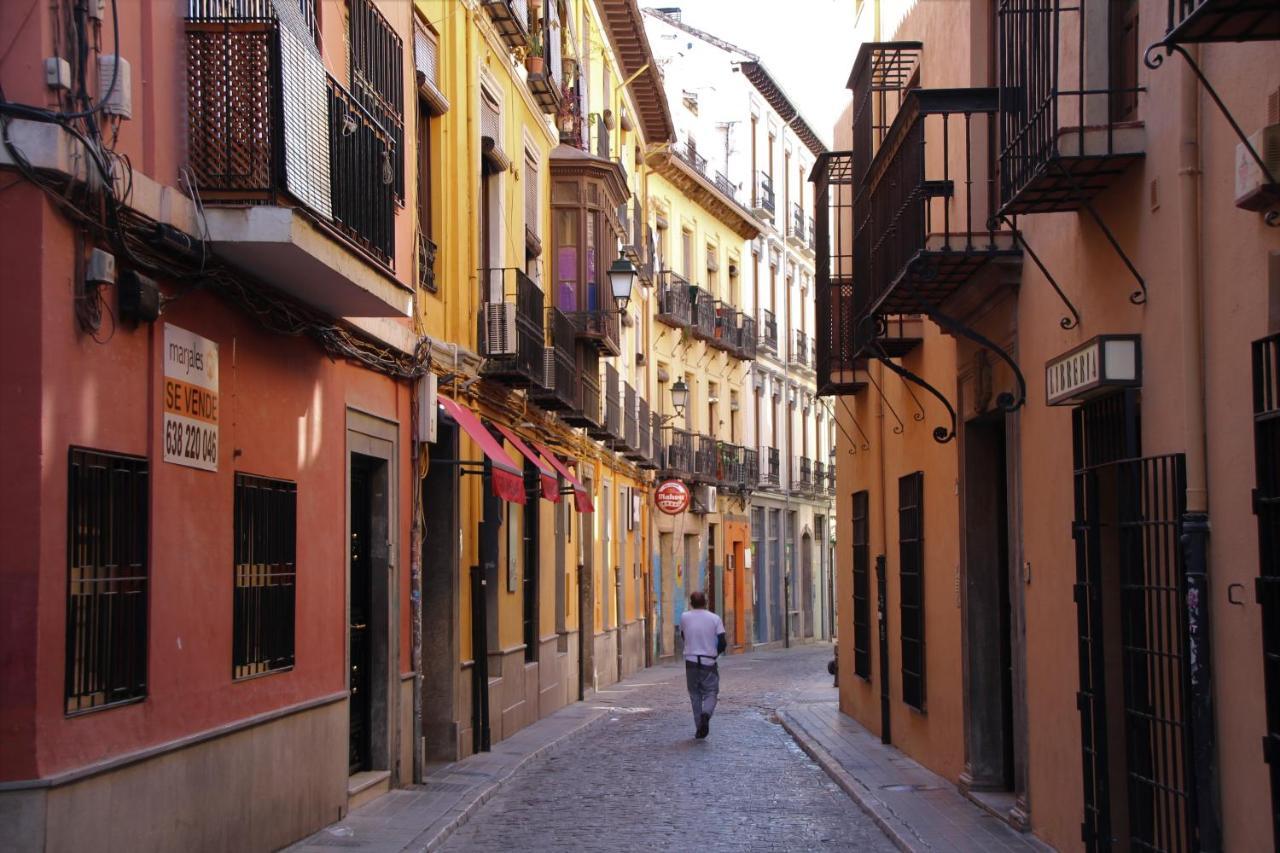 Apartamento Niños Luchando