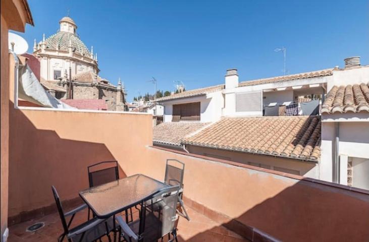 Apartamento ático Dúplex Con Terraza Vega Granada, Centro Ciudad *