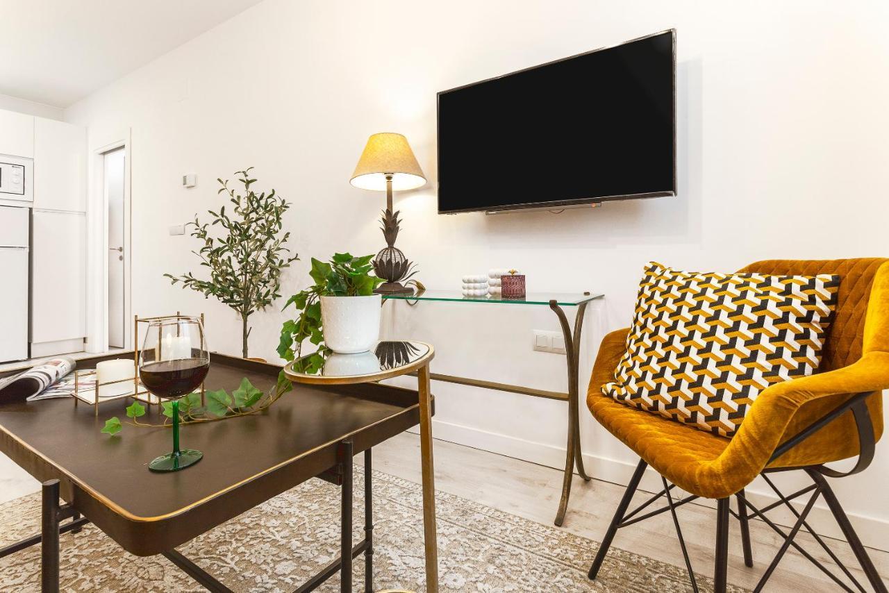 Genteel Campo Del Apartamento Granada