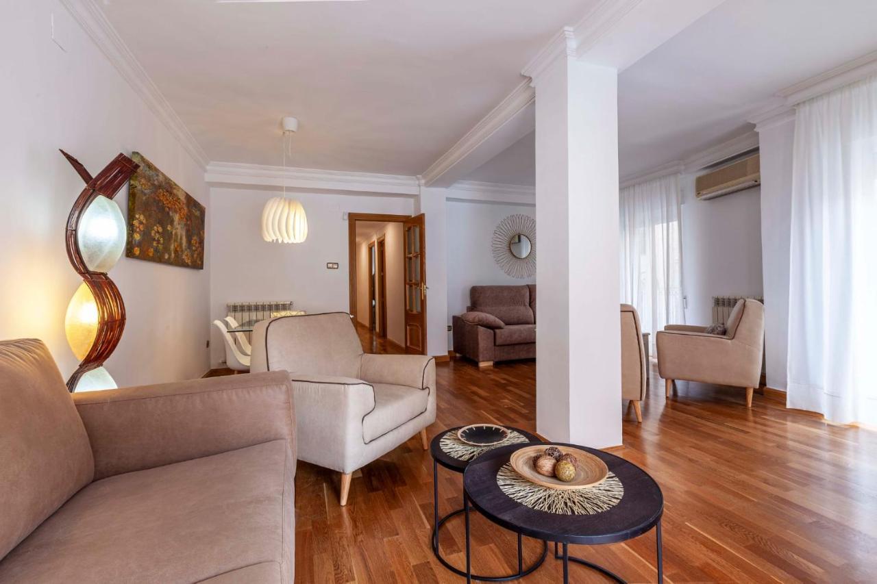 Apartamento Mariana Pineda Centro *