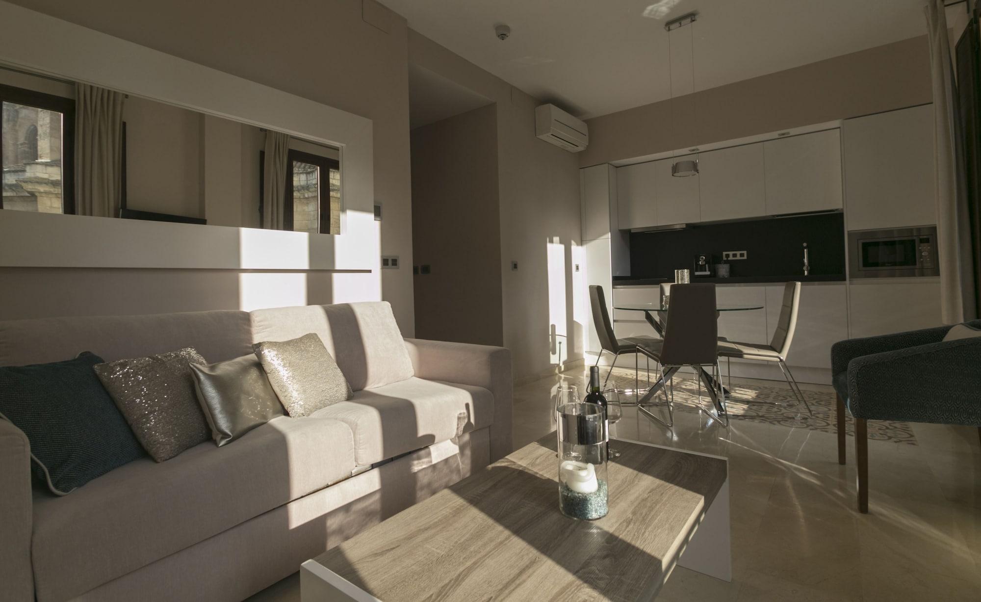 Siloe Plaza Apartamento *