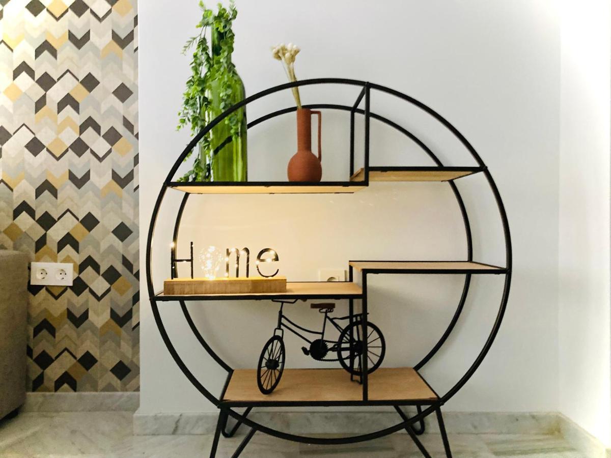 Lovely Con Patio Apartamento *
