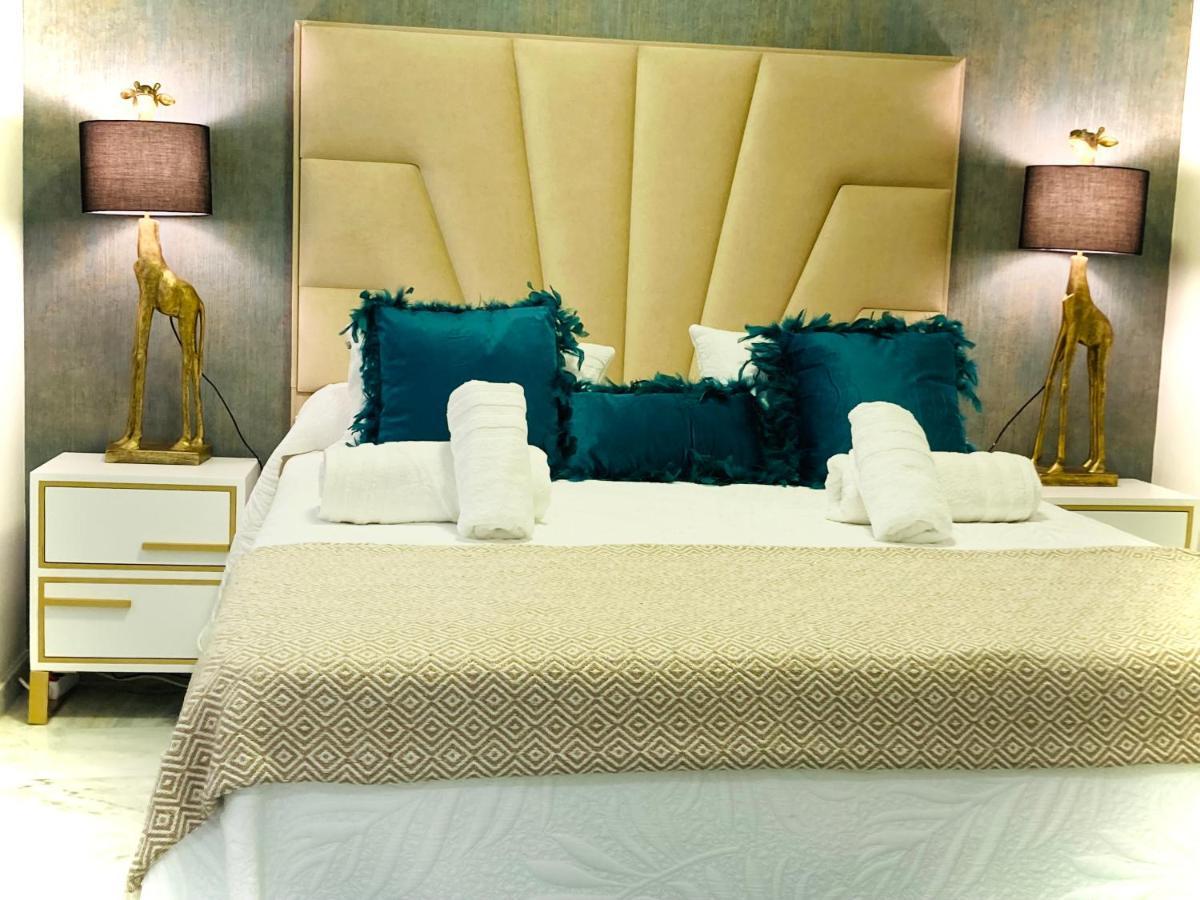 Apartamento Lovely Con Patio Granada