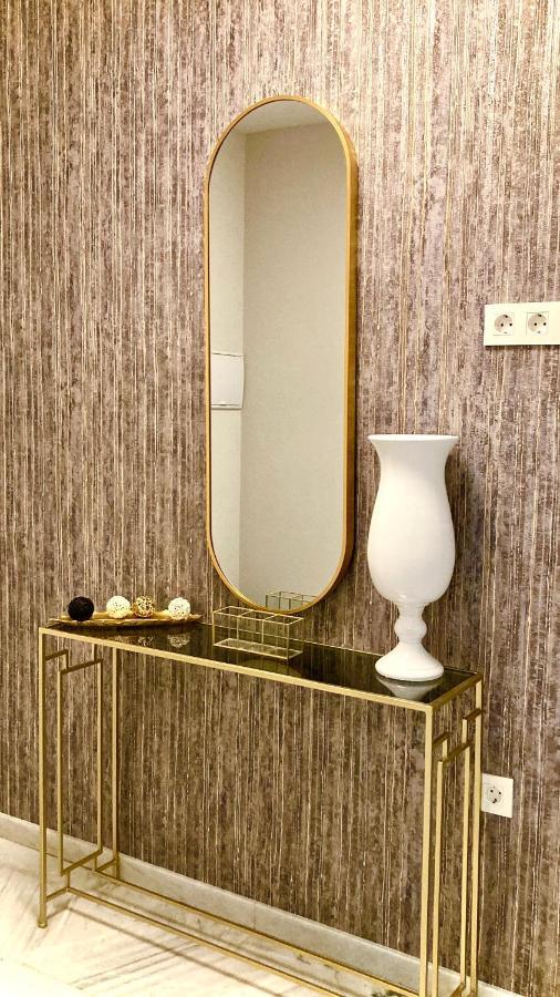 Apartamento Lovely Con Patio Granada