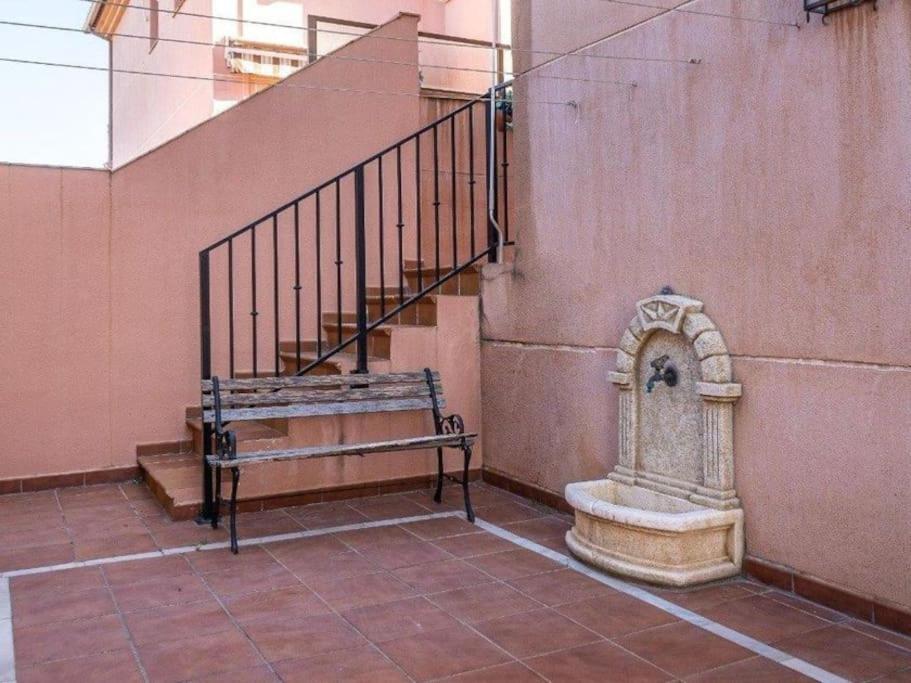 Casa Independiente En El Centro De Granada.