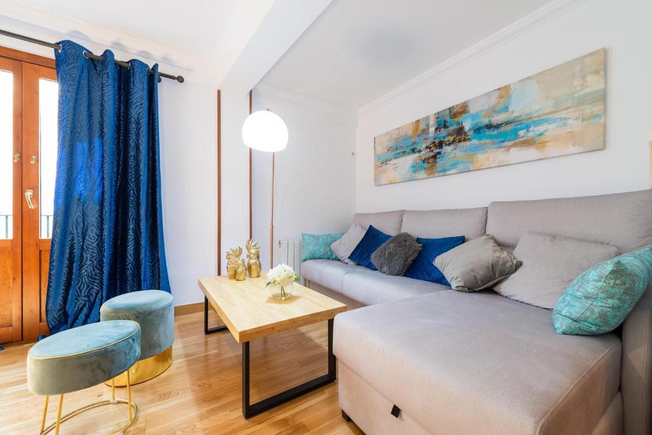 Apartment Center