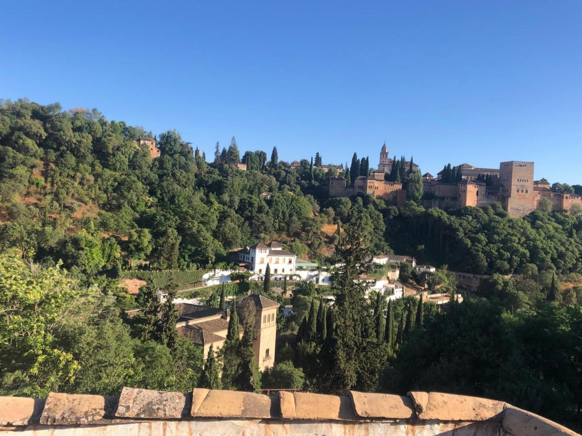 Alhambra En El Sacromonte *