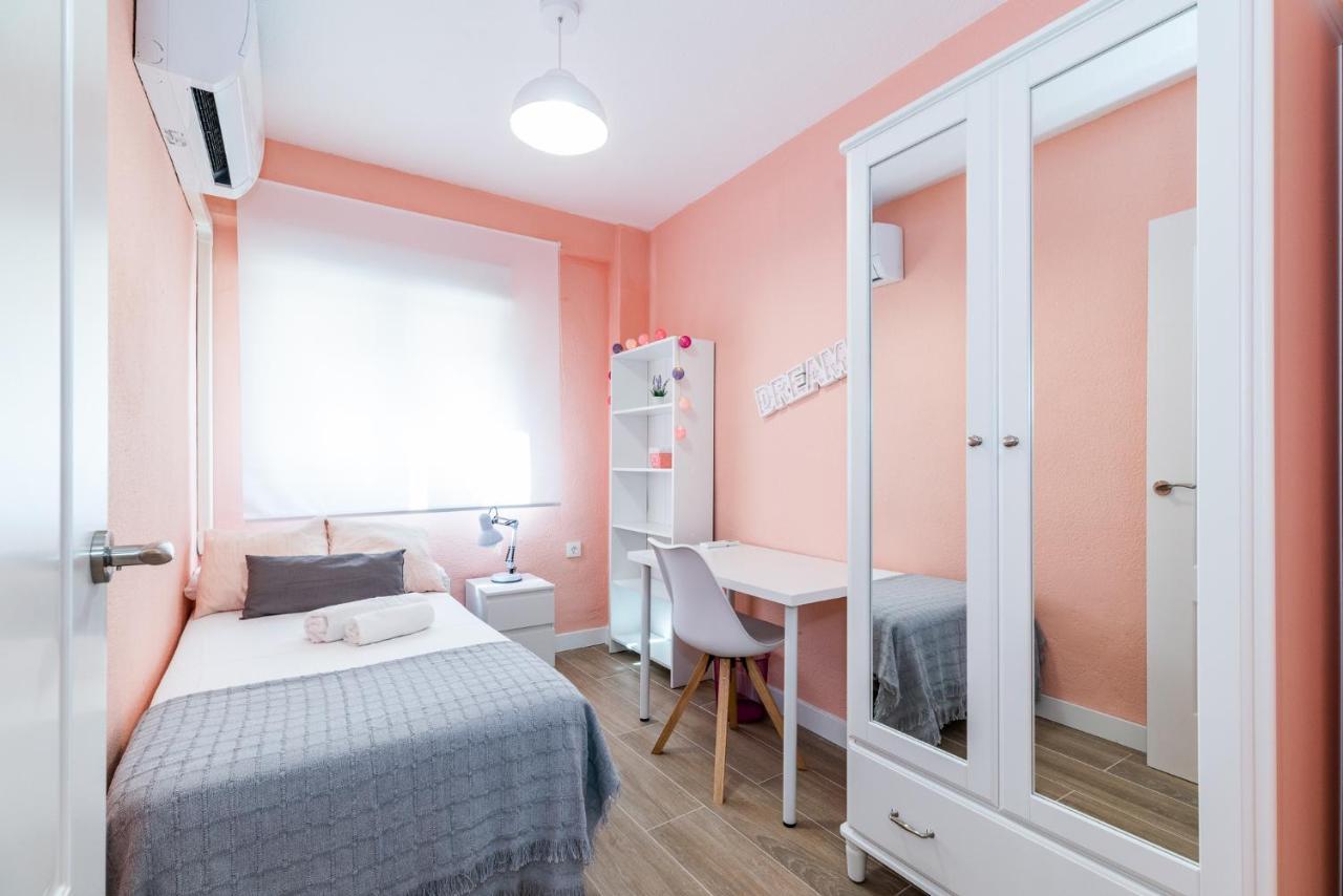 Precioso En El Centro De Apartamento *