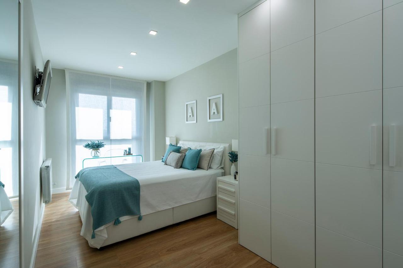 Acogedor Con Piscina. Apartamento *