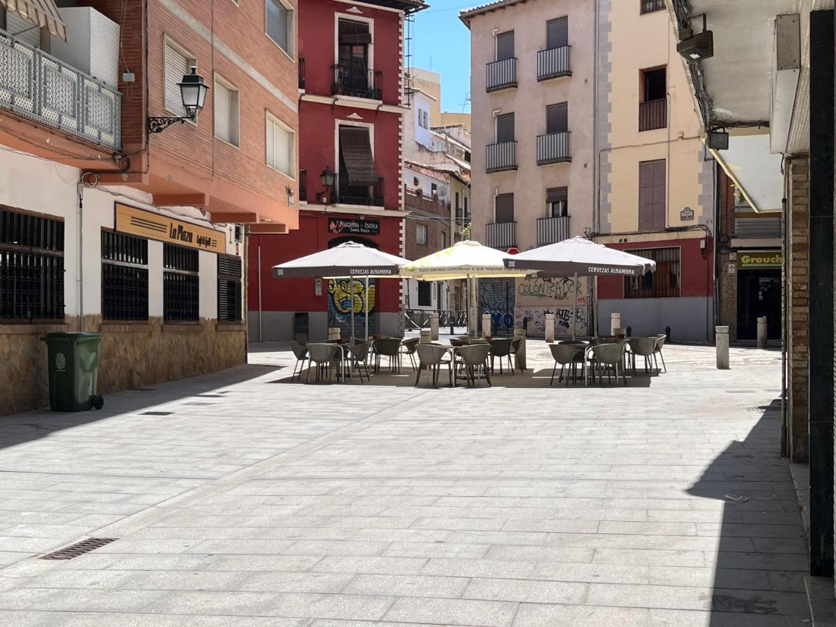 Precioso Con Patio Granada