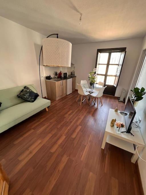 En El Albaicín De Apartamento