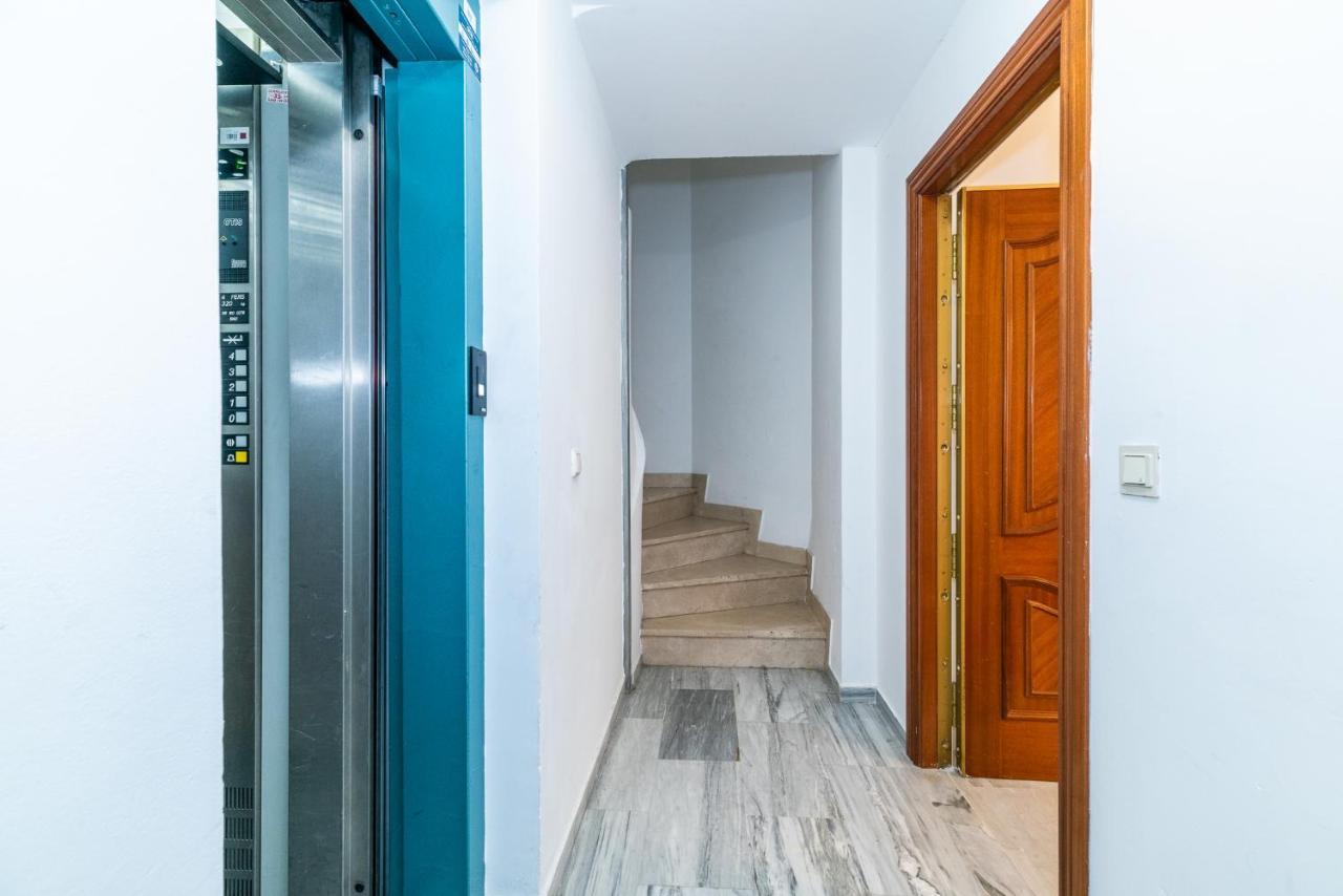 Precioso En El Centro De Apartamento
