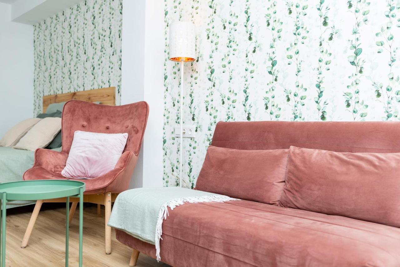 Rauda 51 B, Apartment *
