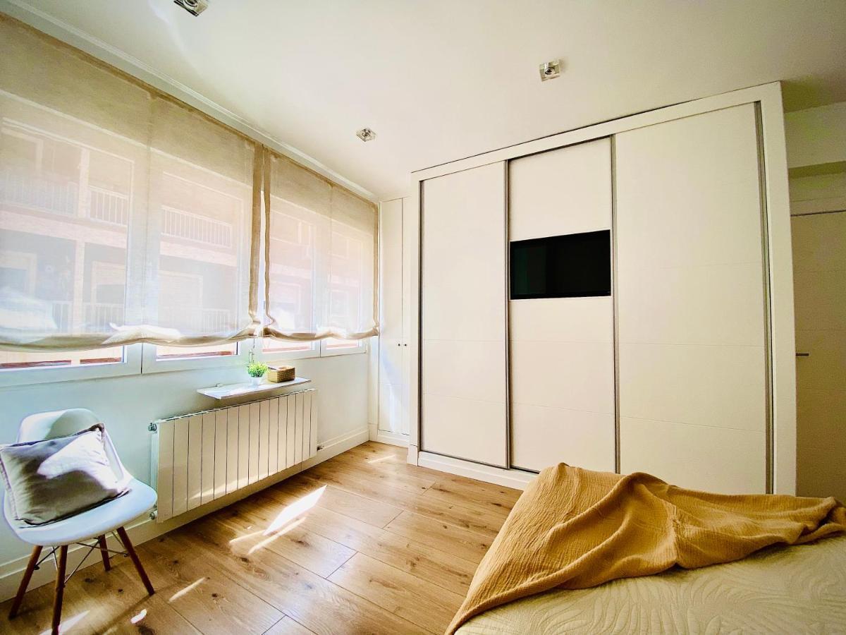Apartment Apto De Diseno Centro Parking Calefaccion Aire Wifi