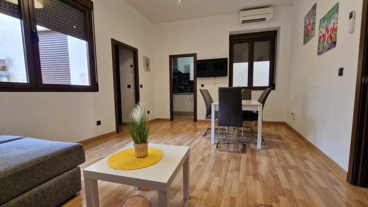 Apartamento Imeda Escudo Del Carmen 19